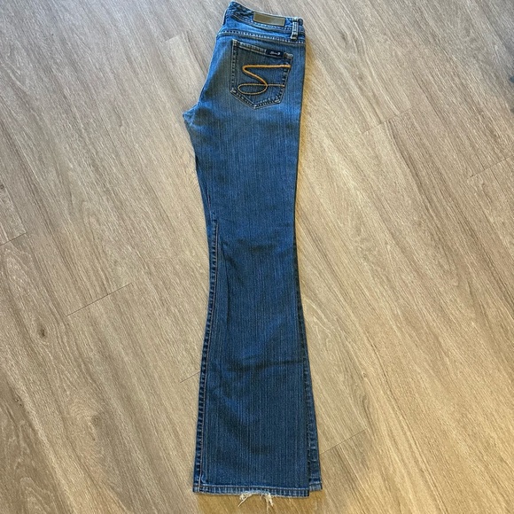 Women’s Seven jeans, 31 X 32 - Picture 4 of 6